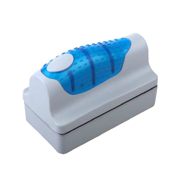 Transform Your Aquarium Maintenance with the Magnetic Cleaning Brush