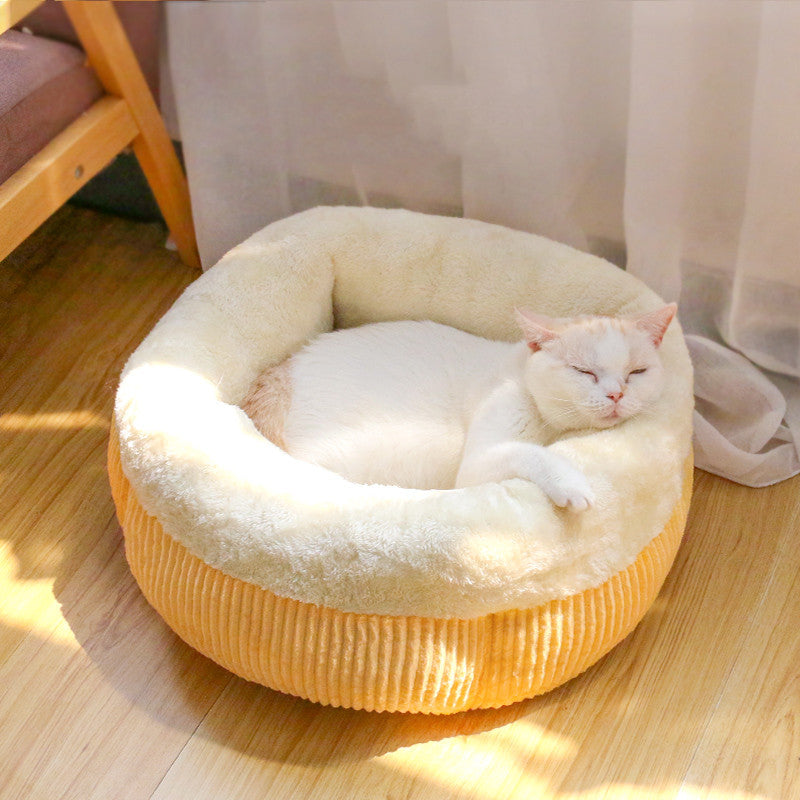 Discover the Comfort of the Pet Four Seasons Enclosed Pad Bed