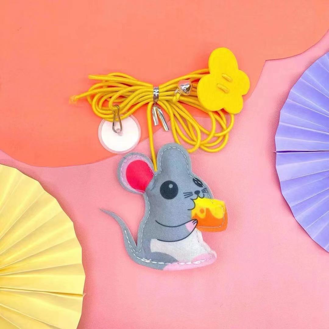 Pet Interactive Rope Grabbing Mouse Telescopic Hanging Toy