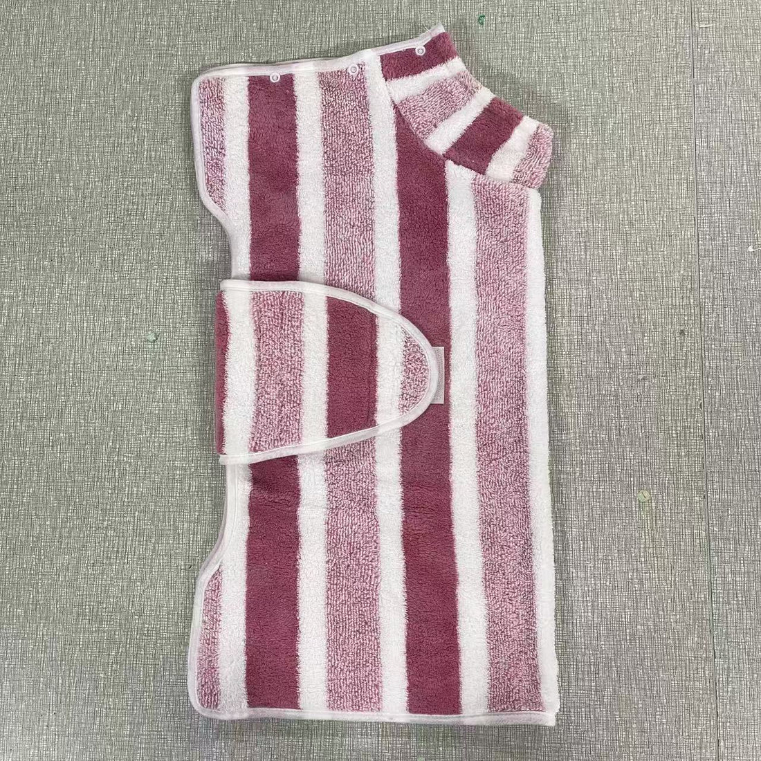 Pet Bath Robe Towel For Fast Drying And Grooming Use